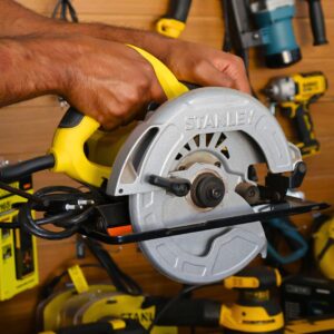 Serra Circular Profissional Stanley